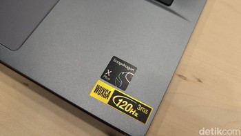 Prosesor itu dilengkapi dengan RAM hingga 32 GB dan penyimpanan SSD hingga 1TB. Kapasitas baterainya 75Wh yang diklaim dapat bertahan hingga 28 jam. Foto: Virgina Maulita Putri/detikINET