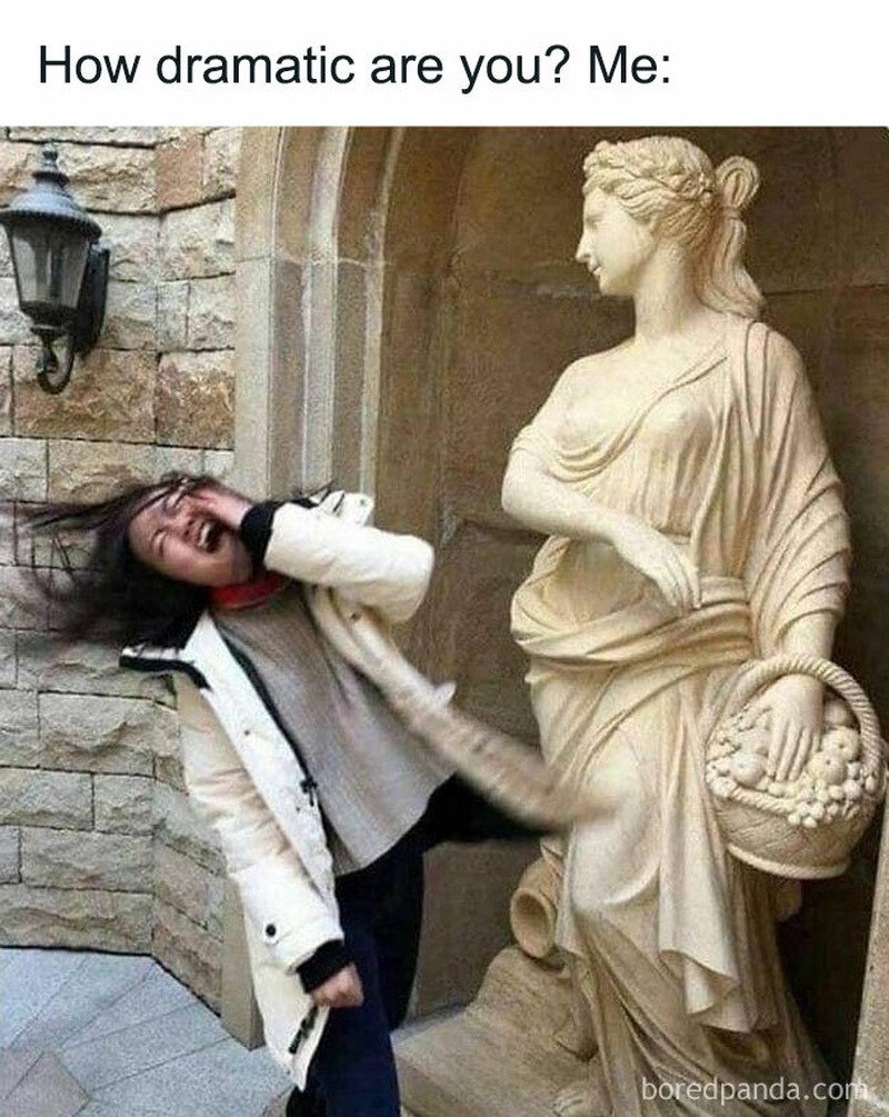 Namanya juga hidup. Kadang di atas, kadang kidding. Tetap semangat menjalani kehidupan ya, detikers!