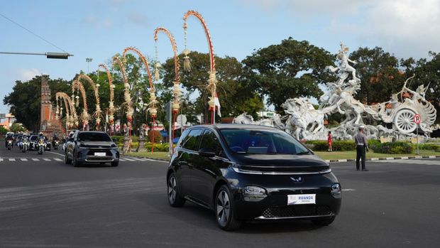 Sebanyak 158 mobil listrik Wuling, terdiri dari 58 Cloud EV dan 100 Binguo EV, untuk acara HLF-MSP (High-Level Forum on Multi-Stakeholder Partnership) dan Indonesia Africa Forum 2024 yang digelar 1-3 September 2024.