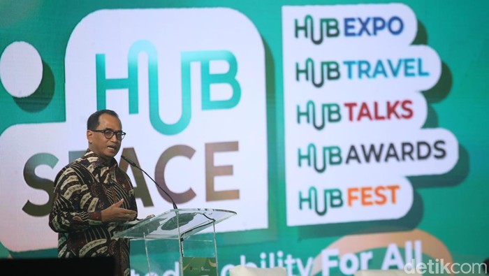 Momen Menhub Budi Karya Buka Hub Space 2024 Menteri Perhubungan (Menhub) Budi Karya Sumadi berbicara dalam pembukaan Hub Space 2024 di JIExpo Kemayoran, Jakarta Pusat, Jumat (6/9/2024).