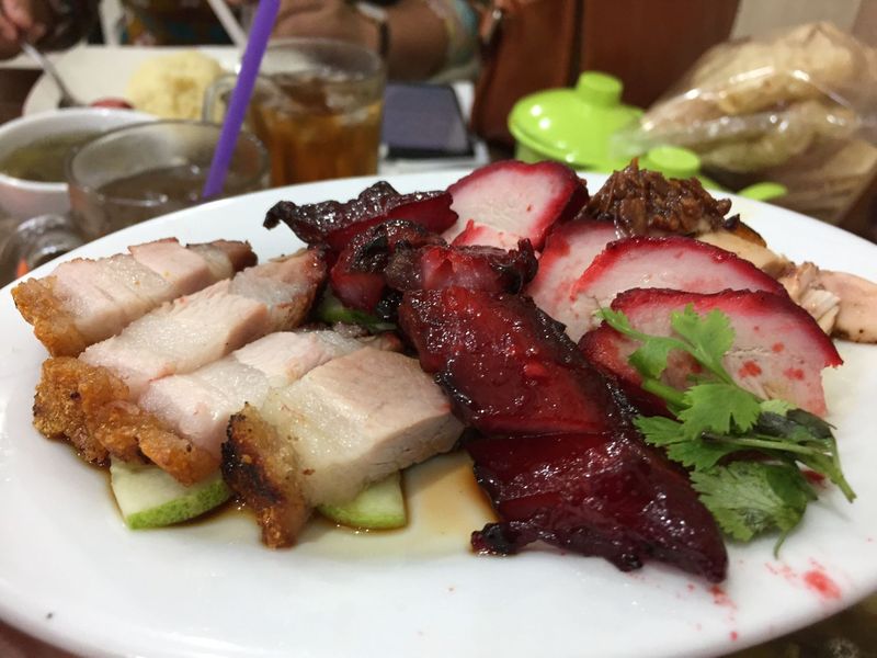 Nasi campur babi di Tangerang