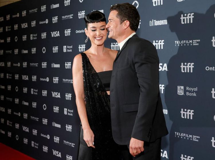 Kembang Api Katy Perry dan Orlando Bloom Kini Padam