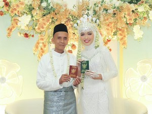Pernikahan Mantan Kepsek-Siswi Beda Usia 41 Tahun Sempat Ditolak Ortu