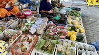 Salah satunya kuliner. Mulai dari bahan masakan, seperti sayuran, ikan, daging hingga jajanan pasar yang tak lekang oleh waktu. Foto: detikcom/Riska Fitria