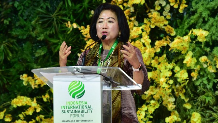 Peluncuran Indonesia Climate and Growth Dialogue Utusan Khusus Presiden Republik Indonesia untuk Pendanaan Iklim Mari Elka Pangestu berbicara sebelum peluncuran The Indonesia Climate and Growth Dialogue saat ISF 2024 di Jakarta Convention Center (JCC) Senayan, Jakarta, Jumat (6/9/2024). ANTARA FOTO/Aditya Pradana Putra/foc.