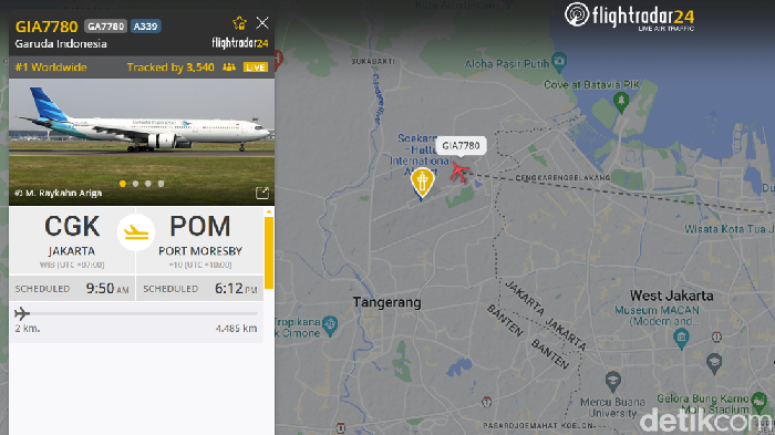 Pesawat Paus Fransiskus di Flightradar24