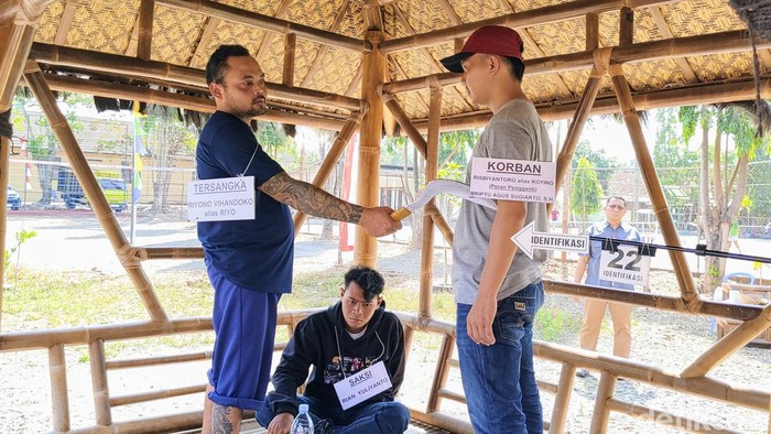 Polisi gelar rekonstruksi kasus pria dibunuh saat tagih utang di Purworejo, Jumat (6/9/2024).