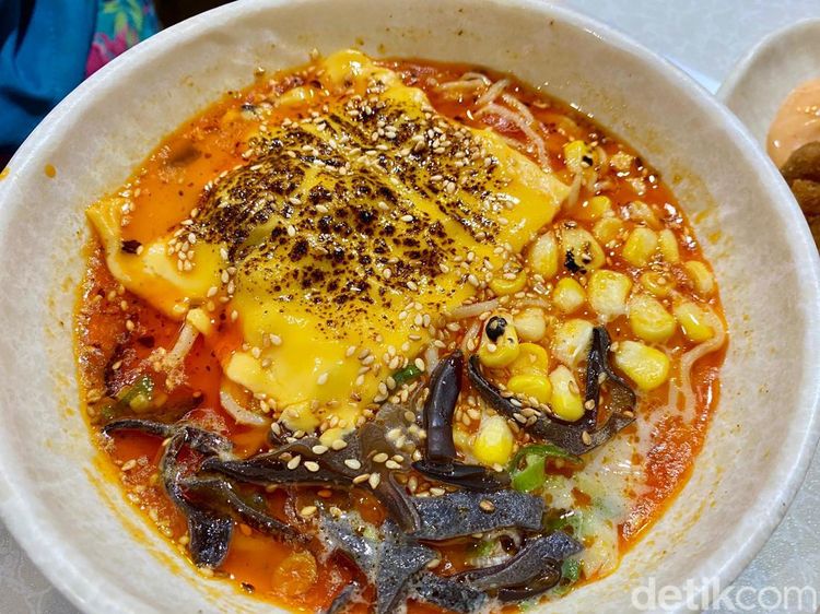 Mulai Rp 30 Ribuan! Ramen Gerobakan Racikan Mantan Chef Resto Jepang