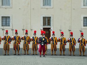 7 Fakta Garda Swiss, Tameng Hidup Paus dan Sejarahnya