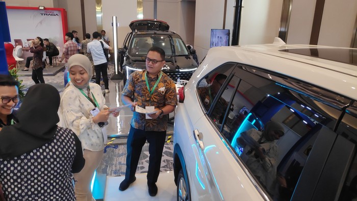 Booth Toyota Innova Zenix di Hub Space 2024