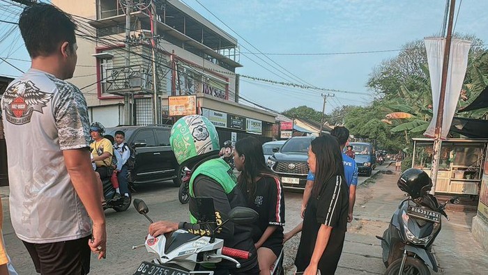 Dua remaja putri Palembang yang hendak jual diri pria hidung belang dipulangkan.