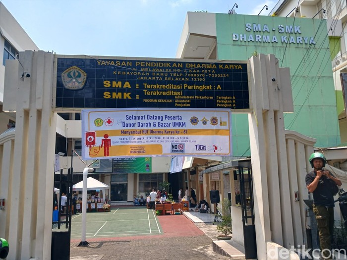 HUT ke-67 Yayasan Pendidikan Dharma Karya HUT ke-67 Yayasan Pendidikan Dharma Karya