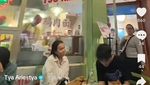 Jadi Anak Jaksel! Tya Ariestya dan Paula Verhoeven Kulineran di Blok M
