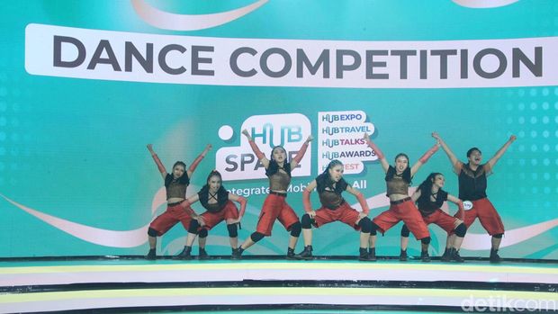 Hub Space 2024 yang digelar di Jakarta Convention Centre and Theatre juga menampilkan dance competition. Ini potret keseruannya.