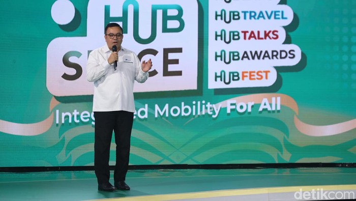 MRT Luncurkan Fitur Pembayaran Baru Martipay PT MRT Jakarta (Perseroda) meluncurkan sistem pembayaran baru melalui fitur MartiPay di aplikasi MyMRTJ. MRT Jakarta menggandeng Bank DKI Jakarta sebagai mitra pengisian saldo Martipay.