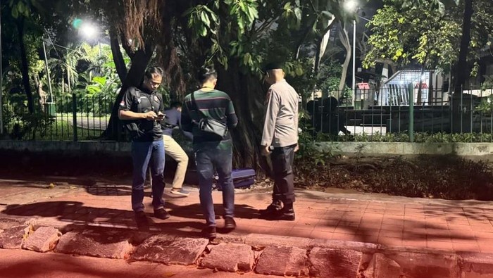 Penemuan koper biru mencurigakan di Koja, Jakarta Utara