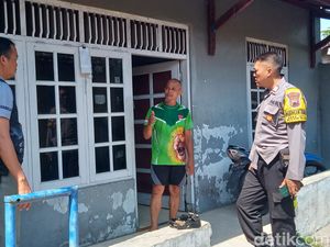 Detik-detik Gerombolan Pemotor Bersajam Rusak Rumah Warga di Klaten