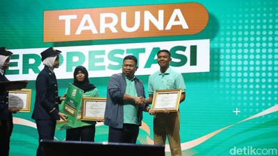 Potret Kemenhub Apresiasi Taruna Berprestasi di Hub Space 2024