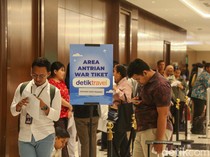 Potret Pengunjung Hub Space War Tiket Pesawat Gratis