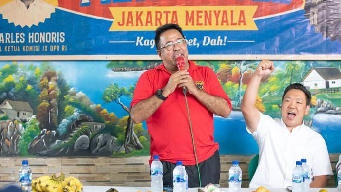 Bakal Calon Wakil Gubernur Jakarta, Rano Karno terus gencar menyerap aspirasi warga Jakarta. Hari ini “Si Doel” menyambangi permukiman padat penduduk di Kelurahan Kapuk dan Tegal Alur, Jakarta Barat.