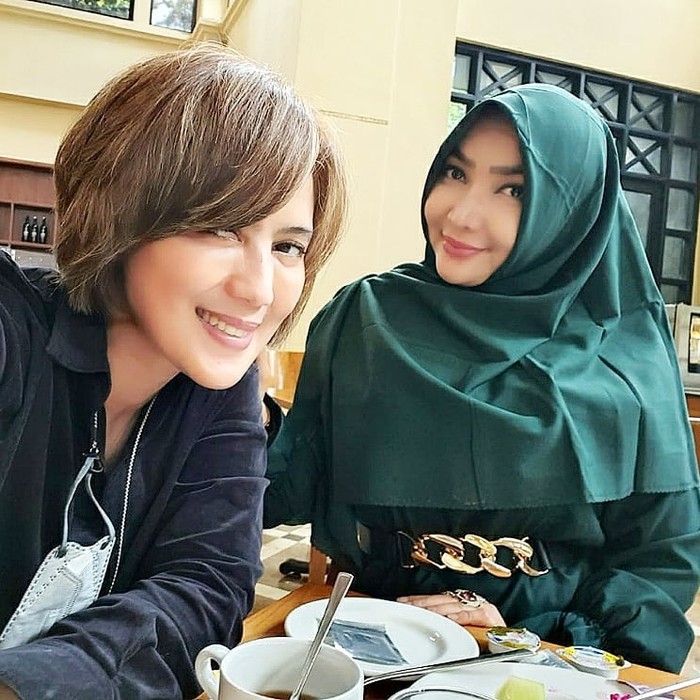Roro Fitria Roro Fitria