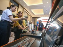 Serunya Jajal Simulator Nakhoda Kapal Tanker di Hub Space