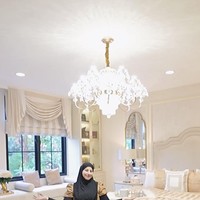 Setelah ditata rapi, kamar tidur utama di rumah baru Tasyi Athasyia itu pun makin terlihat mewah dan nyaman. Foto: Instagram/@tasyiiathasyia