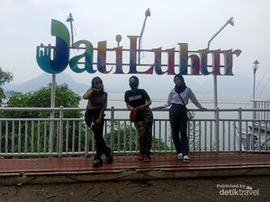 Panorama Menawan di Waduk Terbesar di Indonesia, Jatiluhur