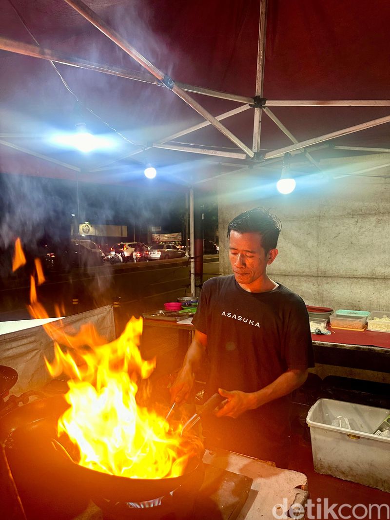 Warung Tenda Jepang Ini Punya Chicken Katsu Curry dan Beef Teriyaki Enak