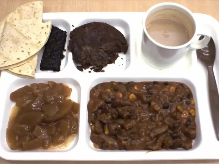 10 Tampilan Menu Makanan Tentara di Berbagai Negara 10 Tampilan Menu Makanan Tentara di Berbagai Negara