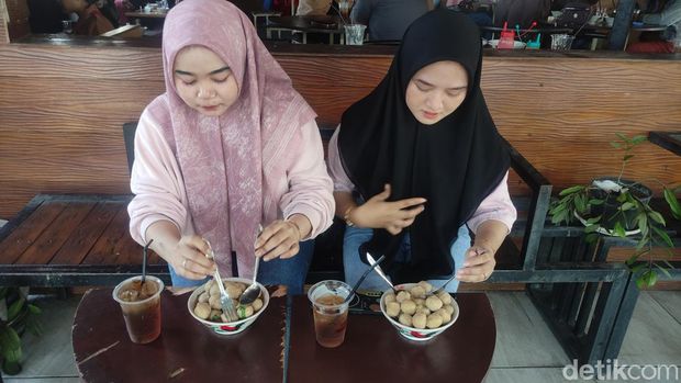 Bakso Sak Waregmu yang bisa ambil sepuasnya
