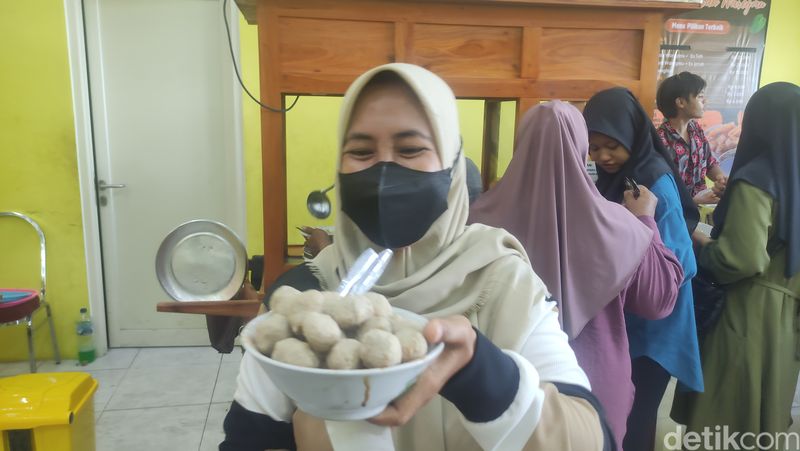 Bakso Sak Waregmu yang bisa ambil sepuasnya