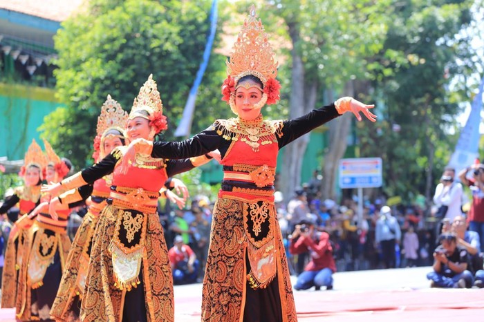 Karnaval budaya di Probolinggo