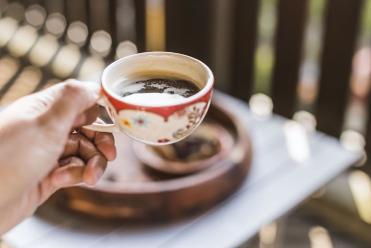 Kebiasaan Ngopi di Pagi Hari Bisa Bahayakan Kesehatan, Ini Sebabnya!