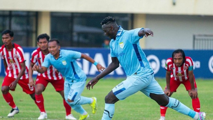 Laga Persela vs Deltras FC