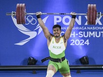 Lifter Dimas Setiya Darma Pecahkan Rekor Nasional di PON XXI