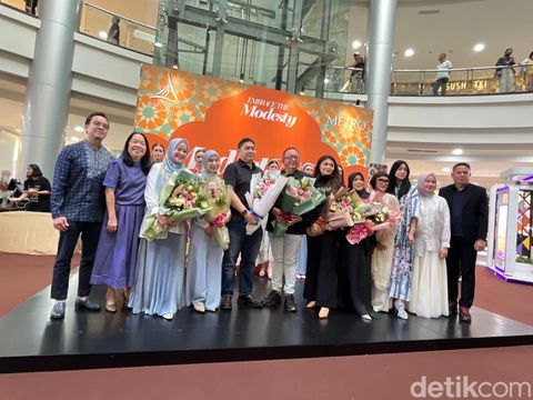 Metro Modest Fashion Week (MMFW) 2024 sudah digelar mulai dari 2 September hingga 22 September 2024, di Main Atrium Margocity Depok, Jawa Barat.