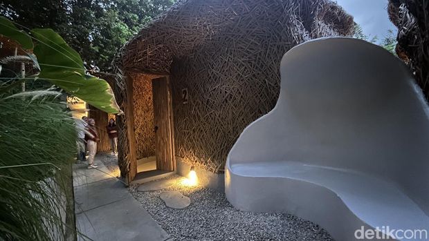 Muni Forest di Clove Hotel Bandung