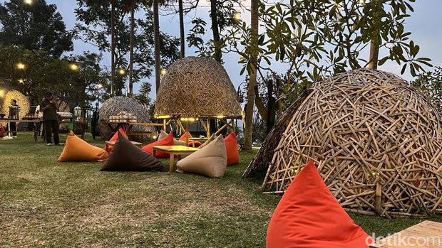 Muni Forest di Clove Hotel Bandung