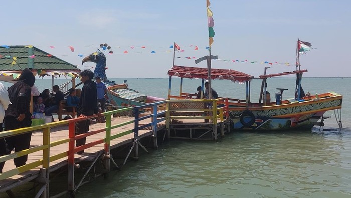 Pantai Baro di  Kabupaten Cirebon