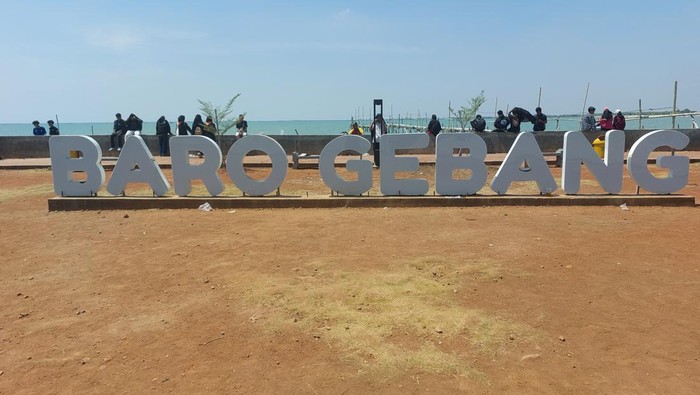 Pantai Baro di  Kabupaten Cirebon
