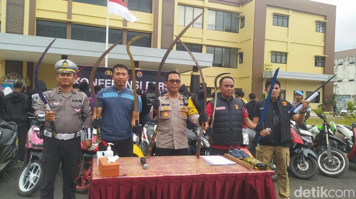 Polres Magelang Kota pers rilis kasus tawuran remaja, Minggu (8/9/2024).