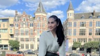 Maudy Koesnaedi menyatakan dirinya mundur dari tim pemenangan Pramono Anung-Rano Karno pada Pilkada DKI Jakarta 2024. Kabar kemunduran itu pun tengah menjadi sorotan. Foto: Instagram @maudykoesnaedi