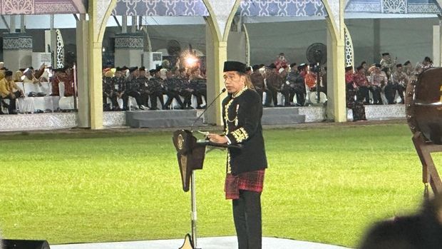 Presiden Jokowi buka MTQ Nasional XXX 2024 di Samarinda (Isal Mawardi/detikcom)