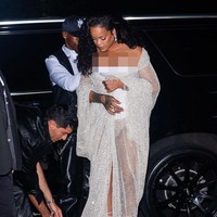 Alaia, rumah mode Prancis yang kini berada di bawah arahan kreatif desainer Pieter Mulier, kembali ke Big Apple untuk menggelar peragaan spesialnya di Guggenheim Museum yang tersohor itu, Jumat (6/9/2024). Rihanna menjadi salah satu tamu pentingnya. (Foto: GC Images/Gotham)