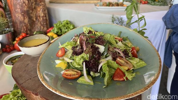 Santapan 'From the Garden' di Fresco Hilton Bandung