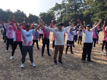 Senam Bareng Warga Pasar Minggu, Suswono Janji Perbanyak Ruang Terbuka Hijau