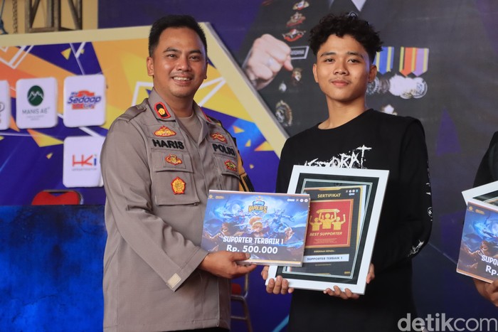 Turnamen E-Sports di Probolinggo