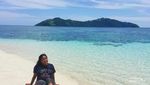 Spot Foto Cantik di Bunaken, Pulau Nain