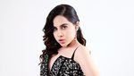 Potret Uorfi Javed, Aktris Bollywood Kena Cibir Gegara Terlalu Seksi